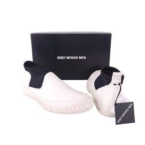 Issey Miyake Men White Vulcanized Mid-Top Sneakers 42 9 New